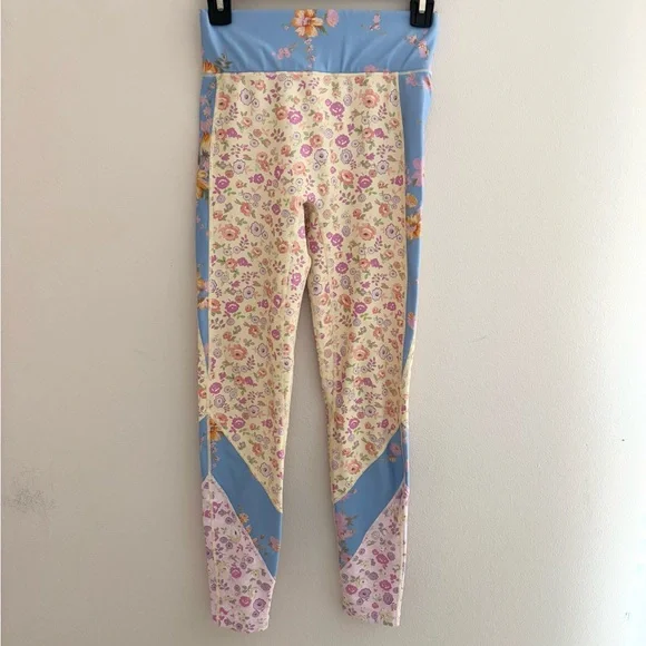 LoveShackFancy x Bandier Mixed Print Floral Leggings - Picture 10 of 16